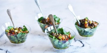 MERCİMEKLİ ROKA SALATASI