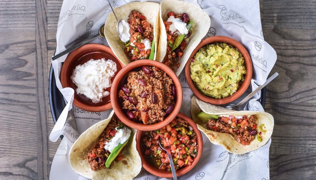 TACO TEPSİSİ