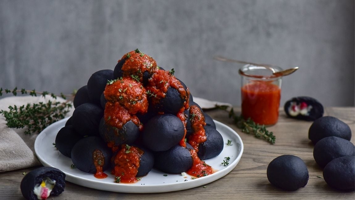 SİYAH PİZZA TOPLARI