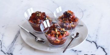 CEVİZLİ DOMATES SALATASI