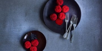 KIRMIZI GÜL MİNİ MUS PASTA